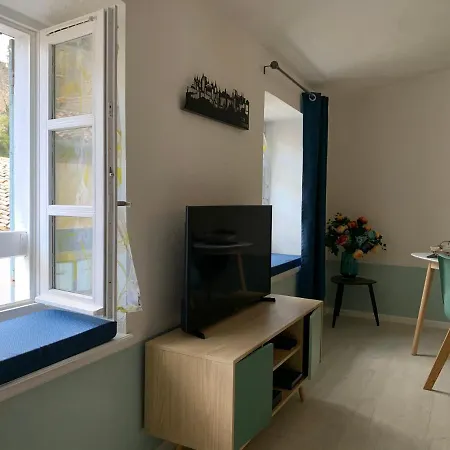 Jolie Vue Cite, Aux Pieds Des Remparts Apartment Carcassonne